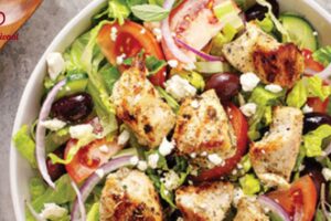 Receta de ensalada con pollo saludable y fácil de hacer