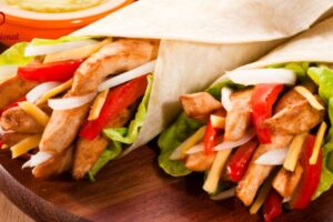 Prepara estas fajitas de pollo a la mexicana para compartir en familia
