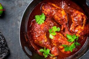 Aprende paso a paso cómo preparar un delicioso pollo en chile guajillo