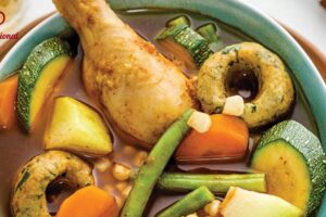 Tesmole de Pollo: Cómo Preparar Este Delicioso Guiso Mexicano