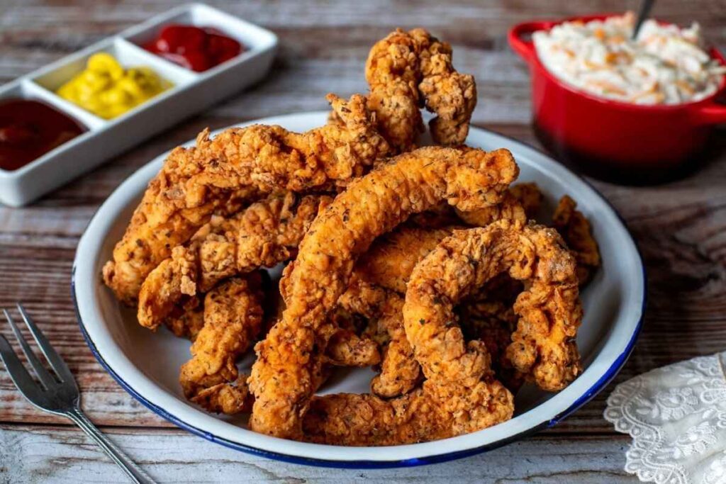 Tiras de Pollo KFC: Cómo Preparar el Clásico en tu Propia Cocina