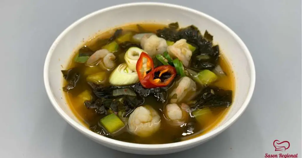 Caldo de Camarón Estilo Sinaloa