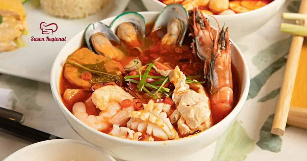 Caldo de Mariscos Veracruzano